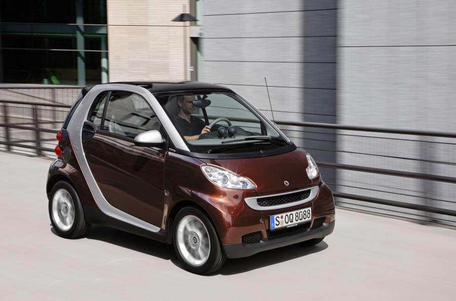  Smart ForTwo Electric Drive 2009 года  (фото 25 из 42)